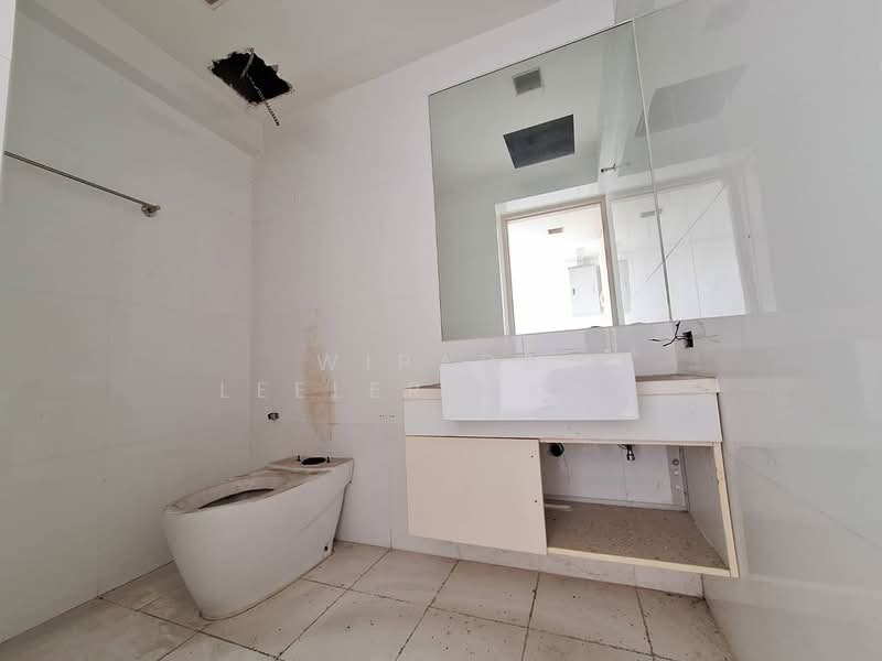 My Resort Bangkok, Bangkok, 1724 Petchaburi Road, Bang Kapi, Huai Khwang, Bangkok, 2 Bedrooms, 195 sqm, Condo For Sale, by Wipada Leelerdpong, 500151282 - DDproperty.com