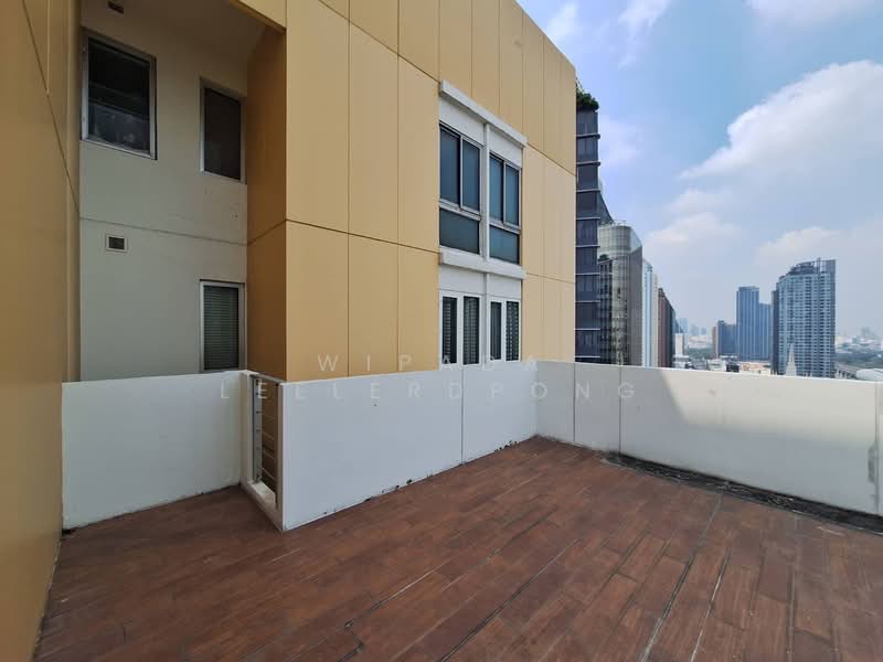 My Resort Bangkok, Bangkok, 1724 Petchaburi Road, Bang Kapi, Huai Khwang, Bangkok, 2 Bedrooms, 195 sqm, Condo For Sale, by Wipada Leelerdpong, 500151282 - DDproperty.com