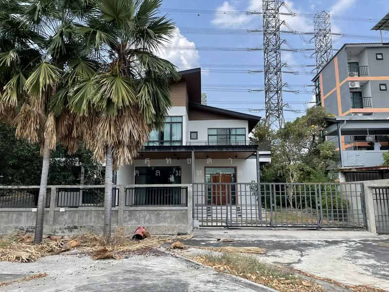 ขายที่ดินพร้อมบ้านเดี่ยว 2 ชั้น ถนนเลียบคลองประปา ต.คลองเกลือ อ.ปากเกร็ด นนทบุรี, Nonthaburi, ถนนเลียบคลองประปา, Khlong Klue, Pak Kret, Nonthaburi, , 2,400 sqm, Land For Sale, by ศุทธดา มงคลมหาลาภ, 500151283 - DDproperty.com