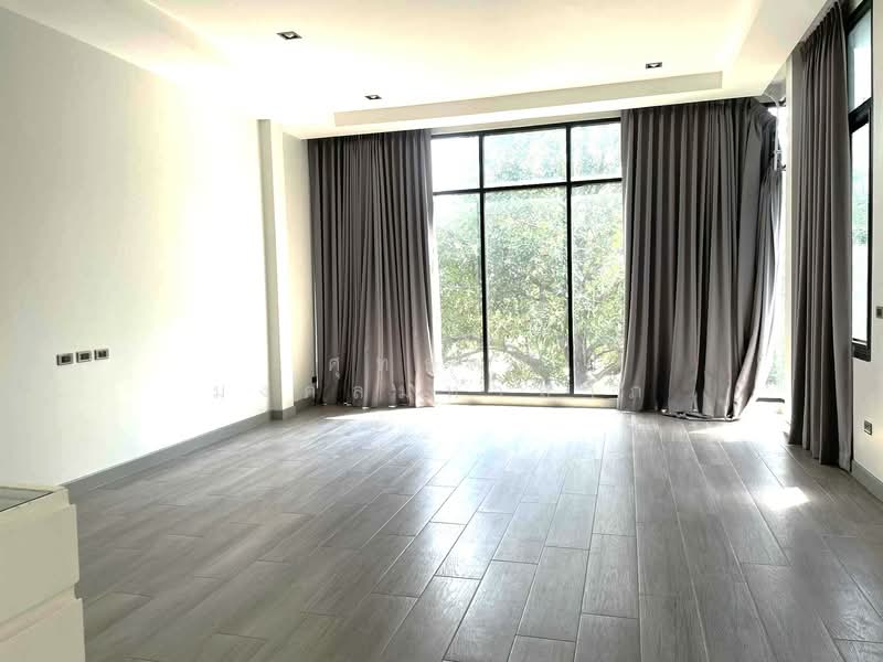 ขายที่ดินพร้อมบ้านเดี่ยว 2 ชั้น ถนนเลียบคลองประปา ต.คลองเกลือ อ.ปากเกร็ด นนทบุรี, นนทบุรี, ถนนเลียบคลองประปา, คลองเกลือ, ปากเกร็ด, นนทบุรี, 2,400 ตร.ม., ที่ดิน ขาย, โดย ศุทธดา มงคลมหาลาภ, 500151283 - DDproperty.com