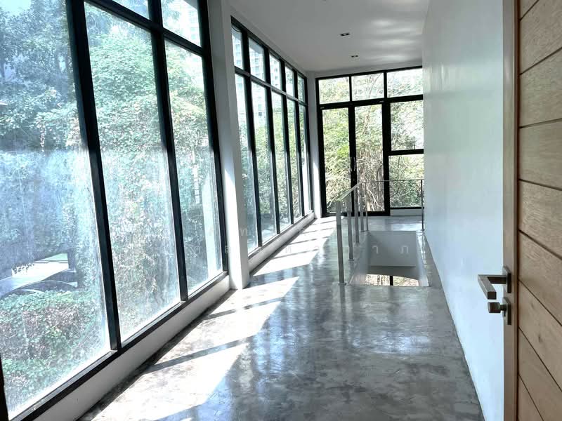 ขายที่ดินพร้อมบ้านเดี่ยว 2 ชั้น ถนนเลียบคลองประปา ต.คลองเกลือ อ.ปากเกร็ด นนทบุรี, Nonthaburi, ถนนเลียบคลองประปา, Khlong Klue, Pak Kret, Nonthaburi, , 2,400 sqm, Land For Sale, by ศุทธดา มงคลมหาลาภ, 500151283 - DDproperty.com