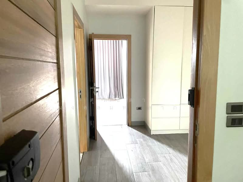 ขายที่ดินพร้อมบ้านเดี่ยว 2 ชั้น ถนนเลียบคลองประปา ต.คลองเกลือ อ.ปากเกร็ด นนทบุรี, Nonthaburi, ถนนเลียบคลองประปา, Khlong Klue, Pak Kret, Nonthaburi, , 2,400 sqm, Land For Sale, by ศุทธดา มงคลมหาลาภ, 500151283 - DDproperty.com