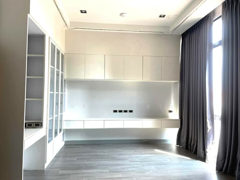 ขายที่ดินพร้อมบ้านเดี่ยว 2 ชั้น ถนนเลียบคลองประปา ต.คลองเกลือ อ.ปากเกร็ด นนทบุรี, Nonthaburi, ถนนเลียบคลองประปา, Khlong Klue, Pak Kret, Nonthaburi, , 2,400 sqm, Land For Sale, by ศุทธดา มงคลมหาลาภ, 500151283 - DDproperty.com