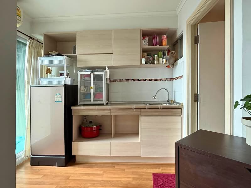 Lumpini Place Ratchayothin, Bangkok, 1484 Phahonyothin Road, Chan Kasem, Chatuchak, Bangkok, 1 Bedroom, 28 sqm, Condo For Sale, by มาลี สุธน, 500151309 - DDproperty.com