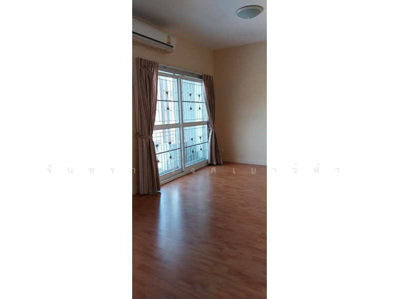 For Rent - Vista avenue, Bangkok