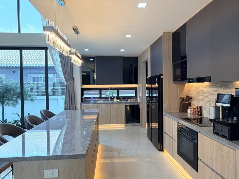 บ้านพลูวิลล่า-พัทยา สไตล์โมเดิร์น, Chon Buri (Pattaya), Nong Pru, Bang Lamung (Pattaya), Chon Buri (Pattaya), 5 Bedrooms, 330 sqm, Villa For Sale, by ปรวรรณ ธนกิจวานนท์, 500151345 - DDproperty.com
