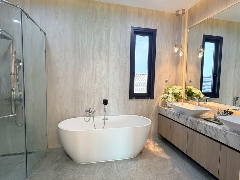 บ้านพลูวิลล่า-พัทยา สไตล์โมเดิร์น, Chon Buri (Pattaya), Nong Pru, Bang Lamung (Pattaya), Chon Buri (Pattaya), 5 Bedrooms, 330 sqm, Villa For Sale, by ปรวรรณ ธนกิจวานนท์, 500151345 - DDproperty.com