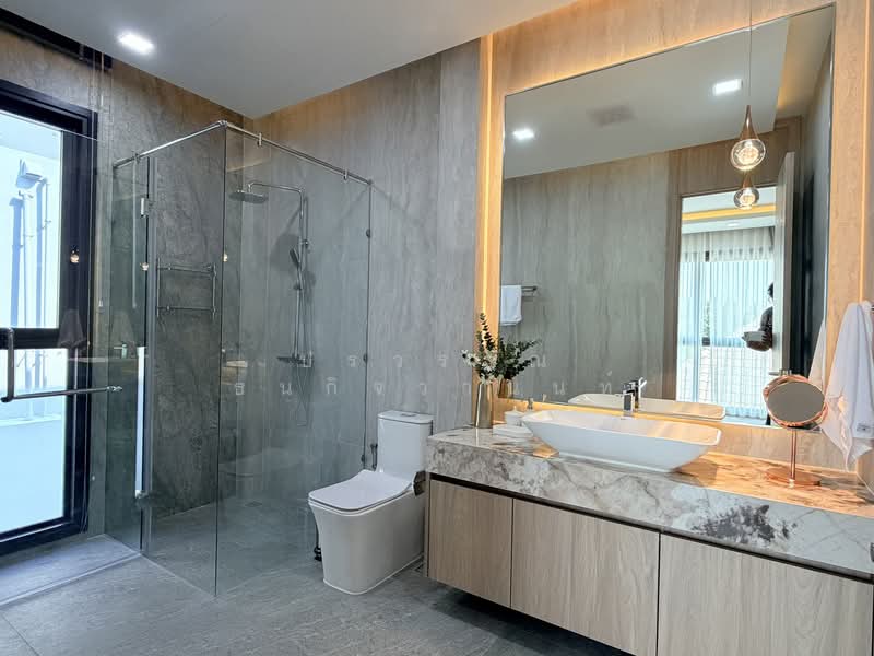 บ้านพลูวิลล่า-พัทยา สไตล์โมเดิร์น, Chon Buri (Pattaya), Nong Pru, Bang Lamung (Pattaya), Chon Buri (Pattaya), 5 Bedrooms, 330 sqm, Villa For Sale, by ปรวรรณ ธนกิจวานนท์, 500151345 - DDproperty.com