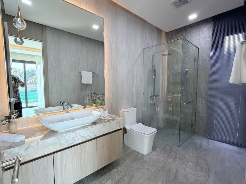 บ้านพลูวิลล่า-พัทยา สไตล์โมเดิร์น, Chon Buri (Pattaya), Nong Pru, Bang Lamung (Pattaya), Chon Buri (Pattaya), 5 Bedrooms, 330 sqm, Villa For Sale, by ปรวรรณ ธนกิจวานนท์, 500151345 - DDproperty.com