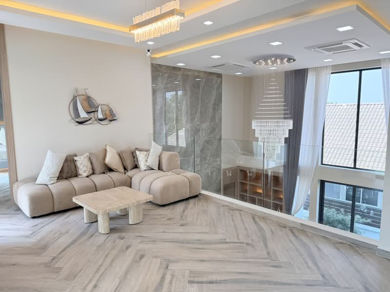 บ้านพลูวิลล่า-พัทยา สไตล์โมเดิร์น, Chon Buri (Pattaya), Nong Pru, Bang Lamung (Pattaya), Chon Buri (Pattaya), 5 Bedrooms, 330 sqm, Villa For Sale, by ปรวรรณ ธนกิจวานนท์, 500151345 - DDproperty.com