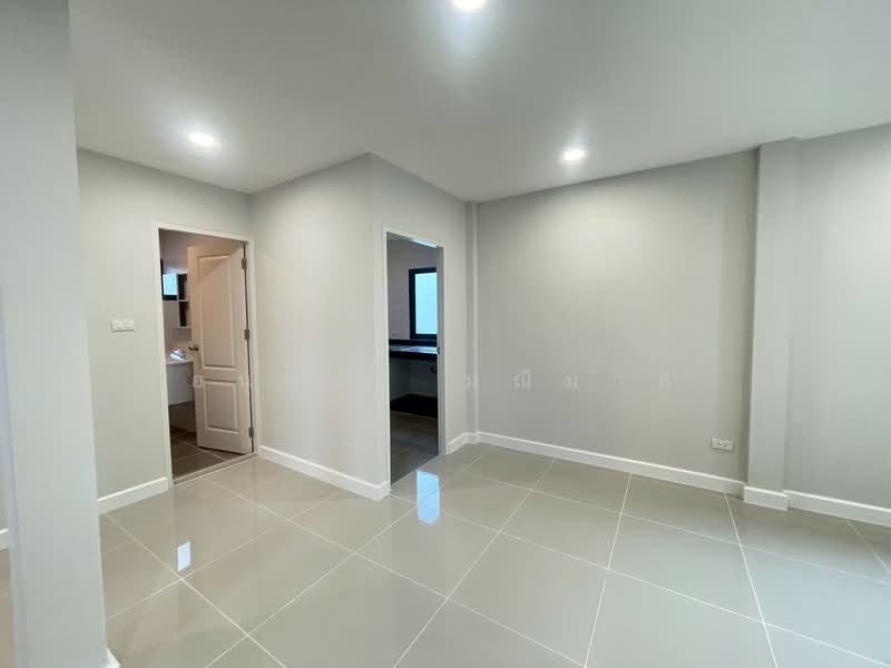 Maneeya Masterpiece Rattanathibet : มณียา มาสเตอร์พีซ รัตนาธิเบศร์, นนทบุรี, ไทรม้า, เมืองนนทบุรี, นนทบุรี, 96 ตร.ม., บ้านเดี่ยว ขาย, โดย อนุสรา มณีมาศ, 500151374 - DDproperty.com