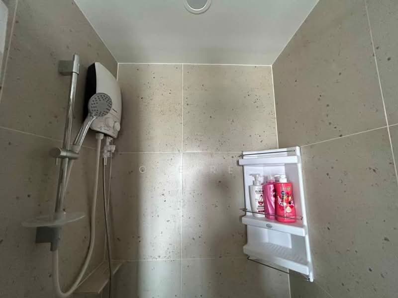 Noble Nue Cross Khu Khot, Pathum Thani, Khu Khot, Lam Luk Ka, Pathum Thani, 1 Bedroom, 22 sqm, Condo For Sale, by One Re., 500151381 - DDproperty.com