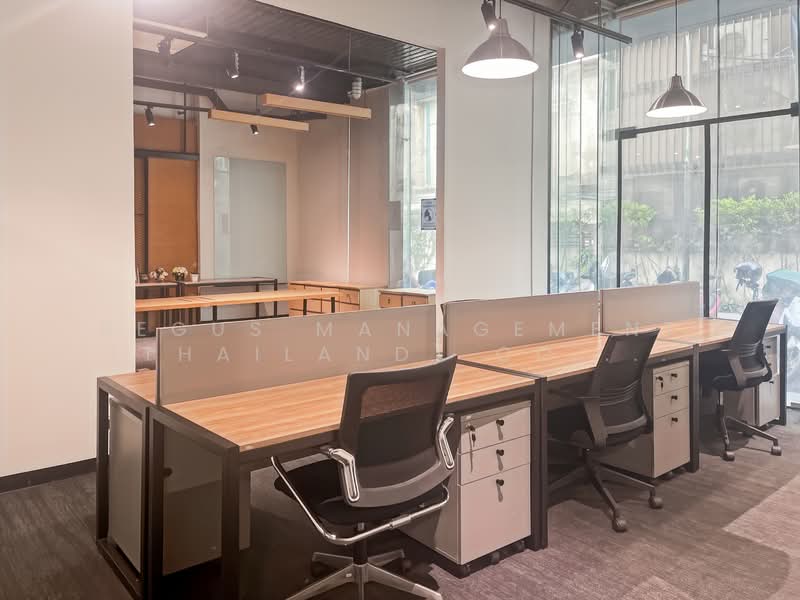 Regus W-District, Bangkok, Sukhumvit Road, Phra Kanong Nua, Watthana, Bangkok, , 598 sqm, Office Space For Rent, by IWG SERVICES (THAILAND) COMPANY LIMITED, 500151405 - DDproperty.com