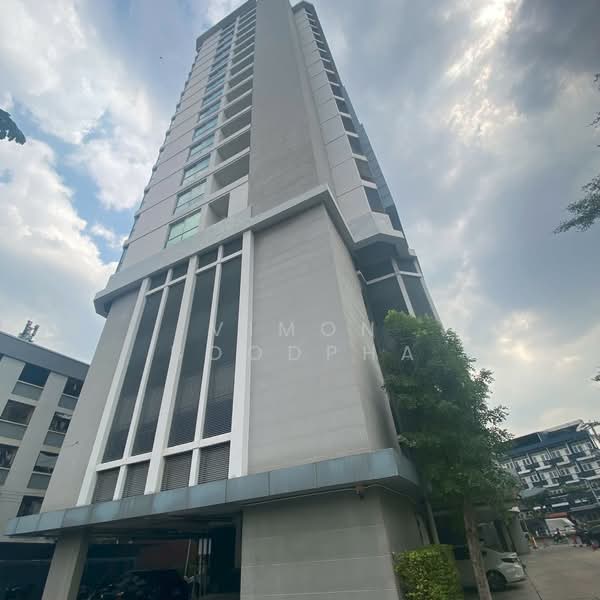 The Niche Taksin, Bangkok, 332 Inthara Phithak Road, Hi Runruche, Thon Buri, Bangkok, 1 Bedroom, 33 sqm, Condo For Sale, by Vimon Boodpha, 500151407 - DDproperty.com