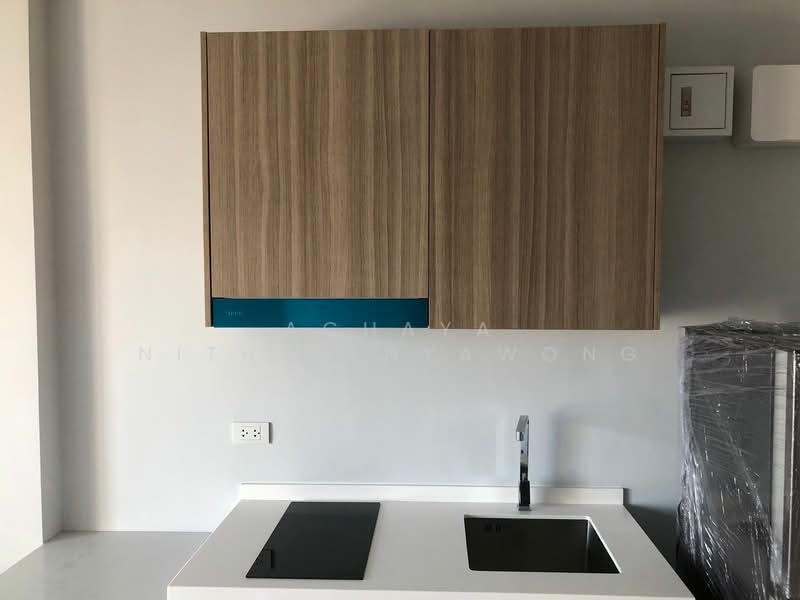 Altitude Unicorn Sathorn-Tha Phra, Bangkok, Ratchaphruek Road, Talat Plu, Thon Buri, Bangkok, 1 Bedroom, 31 sqm, Condo For Rent, by Achaya Nithipanyawong, 500151487 - DDproperty.com