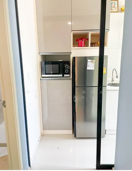 Life Asoke, Bangkok, Asoke-Dindang Road, Bang Kapi, Huai Khwang, Bangkok, 1 Bedroom, 29 sqm, Condo For Rent, by Witchulada Sae Tang, 500151505 - DDproperty.com
