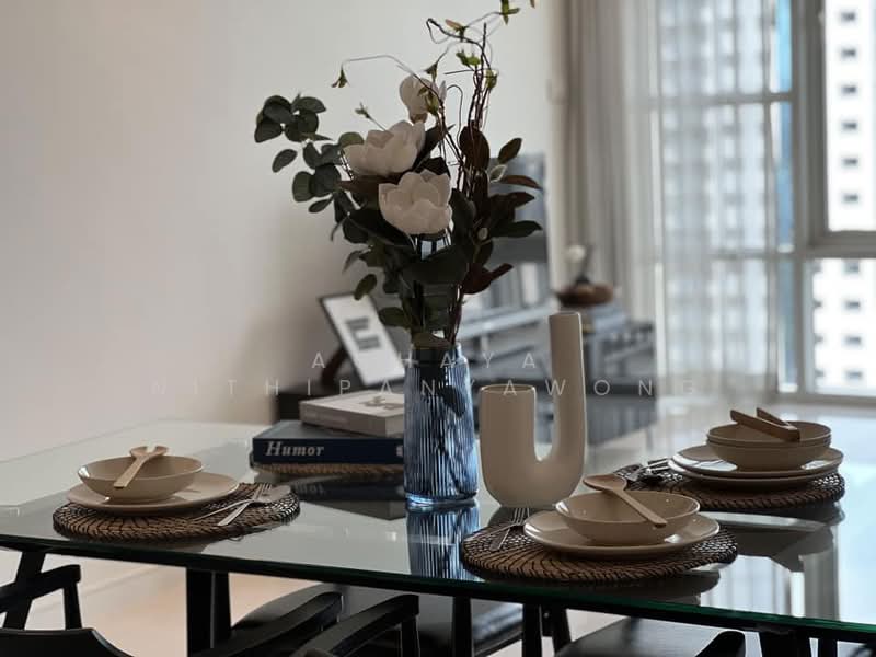 Fullerton Sukhumvit, Bangkok, Sukhumvit Road, Khlong Tan Nua, Watthana, Bangkok, 2 Bedrooms, 96 sqm, Condo For Rent, by Achaya Nithipanyawong, 500151513 - DDproperty.com