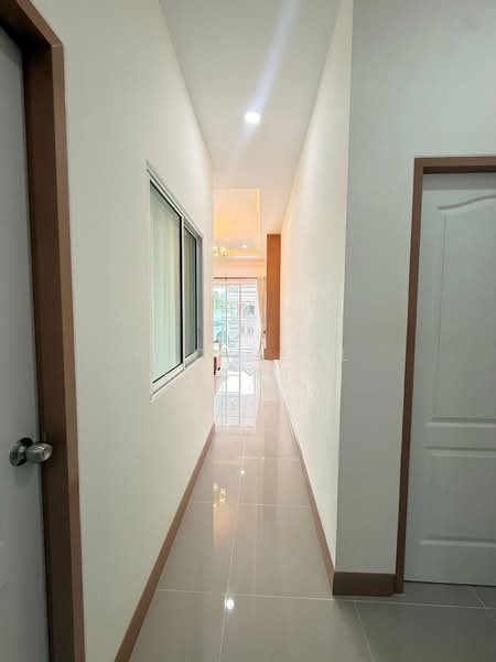 New Single Storey Townhome for sale in Pattaya Naklua, Chon Buri (Pattaya), Bang Lamung, Bang Lamung (Pattaya), Chon Buri (Pattaya), 3 Bedrooms, 147 sqm, Townhouse For Sale, by PLC Real Estate, 500151542 - DDproperty.com