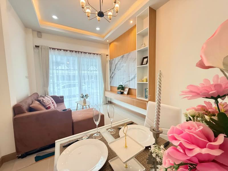 New Single Storey Townhome for sale in Pattaya Naklua, Chon Buri (Pattaya), Bang Lamung, Bang Lamung (Pattaya), Chon Buri (Pattaya), 3 Bedrooms, 147 sqm, Townhouse For Sale, by PLC Real Estate, 500151542 - DDproperty.com