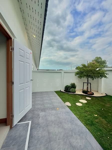 New Single Storey Townhome for sale in Pattaya Naklua, Chon Buri (Pattaya), Bang Lamung, Bang Lamung (Pattaya), Chon Buri (Pattaya), 3 Bedrooms, 147 sqm, Townhouse For Sale, by PLC Real Estate, 500151542 - DDproperty.com