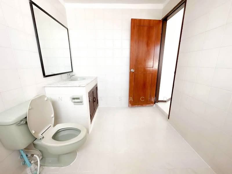 บ้านแฝด 4 ชั้น หมู่บ้าน Home Avenue, Bangkok, Bang Chak, Phra Khanong, Bangkok, 5 Bedrooms, 148 sqm, Semi-Detached House (Twin House) For Rent, by Sunitra Sachdev, 500151548 - DDproperty.com