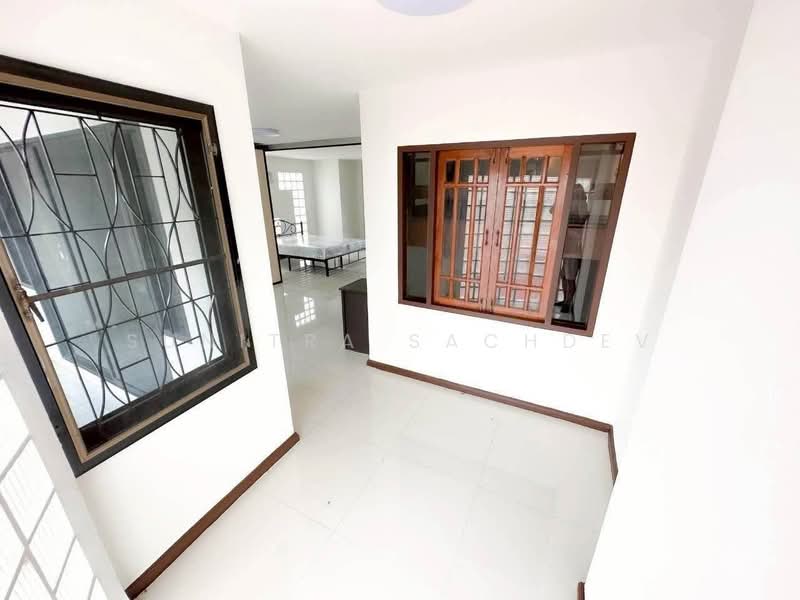 บ้านแฝด 4 ชั้น หมู่บ้าน Home Avenue, Bangkok, Bang Chak, Phra Khanong, Bangkok, 5 Bedrooms, 148 sqm, Semi-Detached House (Twin House) For Rent, by Sunitra Sachdev, 500151548 - DDproperty.com