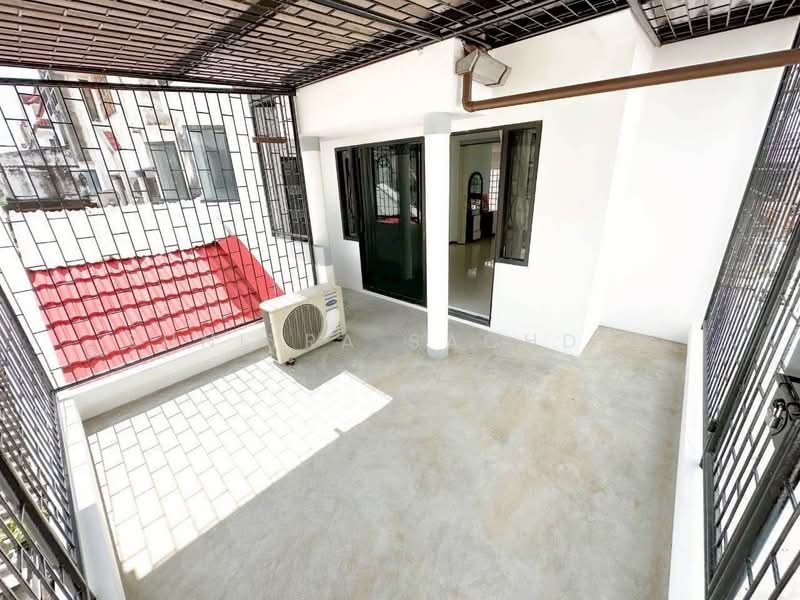 บ้านแฝด 4 ชั้น หมู่บ้าน Home Avenue, Bangkok, Bang Chak, Phra Khanong, Bangkok, 5 Bedrooms, 148 sqm, Semi-Detached House (Twin House) For Rent, by Sunitra Sachdev, 500151548 - DDproperty.com
