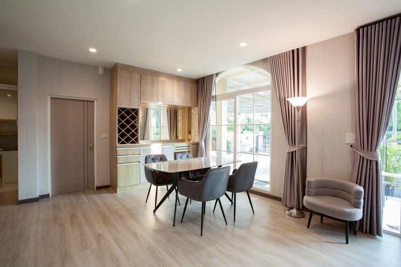 Casa Ville Watcharapon-Sukhapibarn 5, Bangkok, Sukhaphiban 5 Road, O-Ngoen, Sai Mai, Bangkok, 3 Bedrooms, 380 sqm, Single Detached House For Rent, by Khun Eve, 500151562 - DDproperty.com