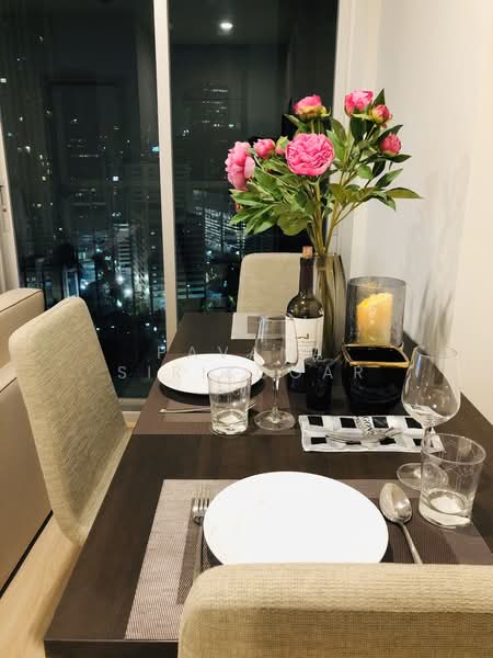 Noble Revolve Ratchada 2, Bangkok, 70 Soi Ratchadaphisek 10, Ratchadaphisek Road, Huai Khwang, Huai Khwang, Bangkok, 2 Bedrooms, 53 sqm, Condo For Rent, by Pavana Sirikogar, 500151563 - DDproperty.com
