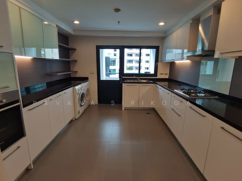 Shanti Sadan, Bangkok, 28 Sukhumvit 59, Khlong Tan Nua, Watthana, Bangkok, 3 Bedrooms, 285 sqm, Apartment For Rent, by Pavana Sirikogar, 500151571 - DDproperty.com