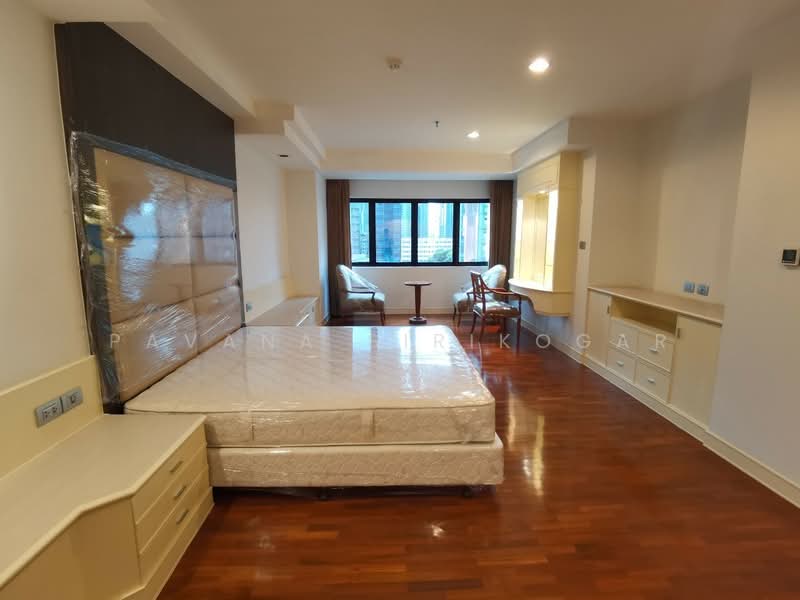 Shanti Sadan, Bangkok, 28 Sukhumvit 59, Khlong Tan Nua, Watthana, Bangkok, 3 Bedrooms, 285 sqm, Apartment For Rent, by Pavana Sirikogar, 500151571 - DDproperty.com