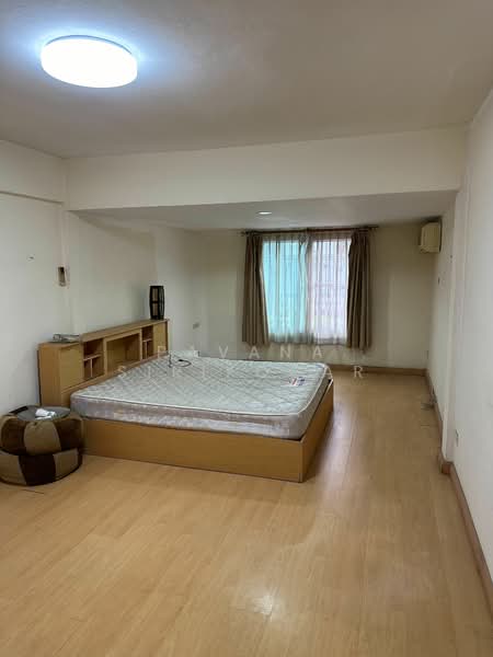 3-BR Townhouse, Bangkok, Khlong Tan Nua, Watthana, Bangkok, 3 Bedrooms, 120 sqm, Townhouse For Rent, by Pavana Sirikogar, 500151576 - DDproperty.com