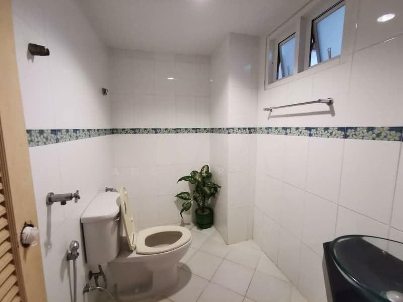 ทาวน์เฮ้าส์ 3-ห้องนอน, กรุงเทพ, คลองตันเหนือ, วัฒนา, กรุงเทพ, 120 ตร.ม., ทาวน์เฮ้าส์ ให้เช่า, โดย Pavana Sirikogar, 500151576 - DDproperty.com