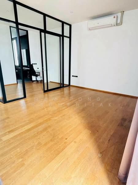 LUXE 35 Ratchada-Ladprao, Bangkok, Soi Lat Phrao 35, Lat Phrao Road, Chan Kasem, Chatuchak, Bangkok, 3 Bedrooms, 400 sqm, Townhouse For Sale, by Manapong Phromphitak, 500151592 - DDproperty.com