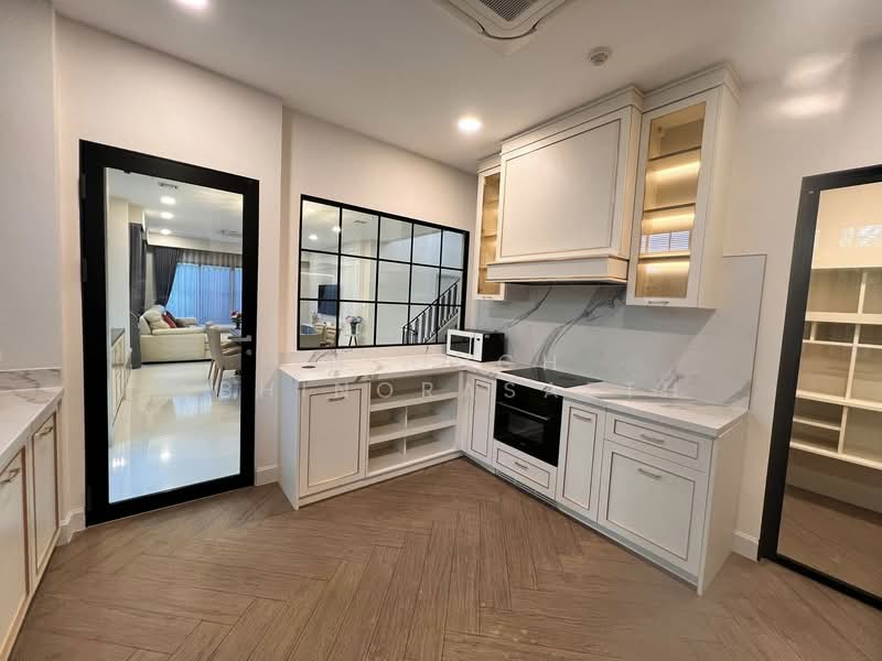 Nantawan Rama 9 - New Krungthepkreetha, Bangkok, Saphan Sung, Saphan Sung, Bangkok, 4 Bedrooms, 302 sqm, Single Detached House For Rent, by Intouch Abhinorasaeth, 500151595 - DDproperty.com