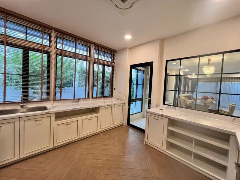 Nantawan Rama 9 - New Krungthepkreetha, Bangkok, Saphan Sung, Saphan Sung, Bangkok, 4 Bedrooms, 302 sqm, Single Detached House For Rent, by Intouch Abhinorasaeth, 500151595 - DDproperty.com