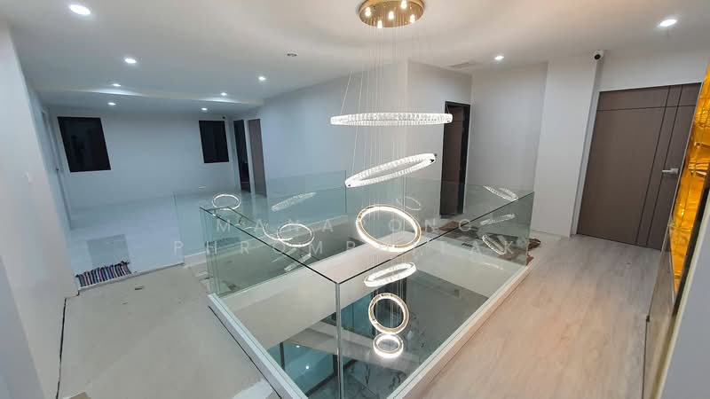 5-BR House, Bangkok, Lat Phrao, Lat Phrao, Bangkok, 5 Bedrooms, 400 sqm, Single Detached House For Rent, by Manapong Phromphitak, 500151596 - DDproperty.com