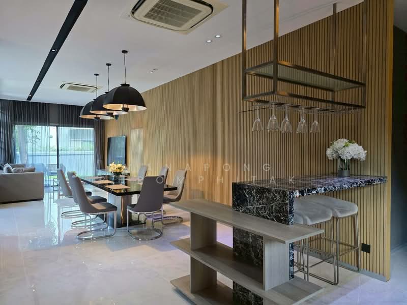 Grand Bangkok Boulevard Rama9 : แกรนด์ บางกอกบูเลอวาร์ด พระราม9, กรุงเทพ, ถนนกรุงเทพกรีฑา, สะพานสูง, สะพานสูง, กรุงเทพ, 546 ตร.ม., บ้านเดี่ยว ให้เช่า, โดย Manapong Phromphitak, 500151600 - DDproperty.com