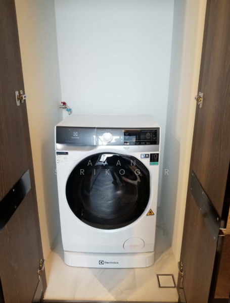 The Esse Sukhumvit 36, Bangkok, Soi Sukhumvit 36, Sukhumvit Road, Phra Kanong, Khlong Toei, Bangkok, 1 Bedroom, 38 sqm, Condo For Rent, by Pavana Sirikogar, 500151612 - DDproperty.com