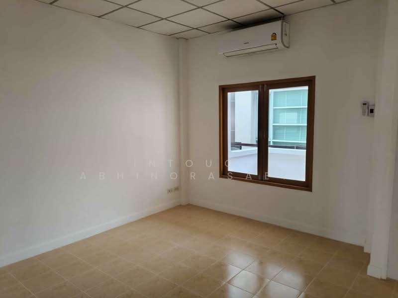 The Gentry Kaset-Nawamin : เดอะ เจนทริ เกษตร-นวมินทร์, กรุงเทพ, ซอยโพธิ์แก้ว แยก 4, นวมินทร์, บึงกุ่ม, กรุงเทพ, 200 ตร.ม., บ้านเดี่ยว ขาย, โดย Intouch Abhinorasaeth, 500151614 - DDproperty.com