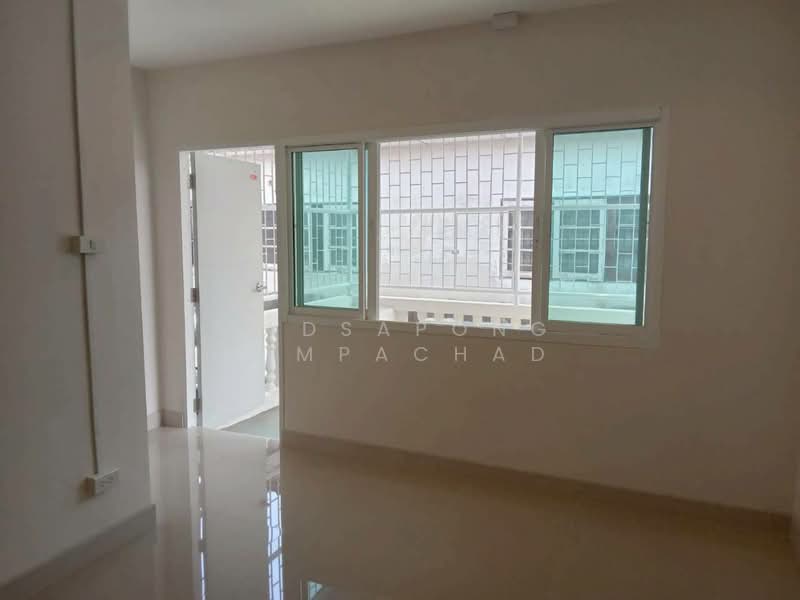 รินทร์ทอง ลำลูำกา คลอง2, Pathum Thani, Khu Khot, Lam Luk Ka, Pathum Thani, 2 Bedrooms, 72 sqm, Townhouse For Sale, by Tadsapong Pimpachad, 500151667 - DDproperty.com