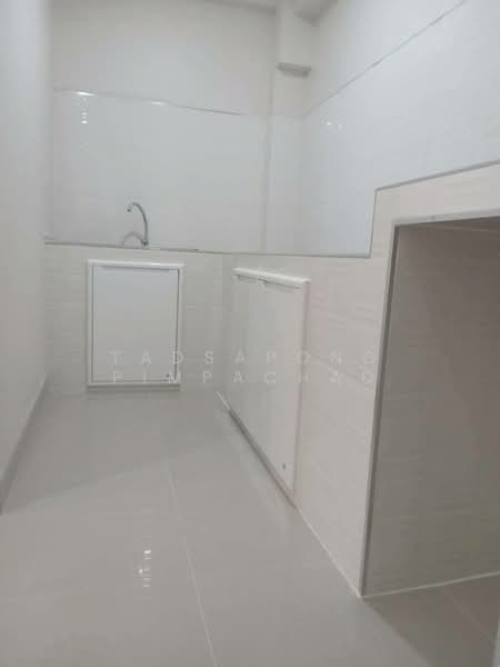 รินทร์ทอง ลำลูำกา คลอง2, Pathum Thani, Khu Khot, Lam Luk Ka, Pathum Thani, 2 Bedrooms, 72 sqm, Townhouse For Sale, by Tadsapong Pimpachad, 500151667 - DDproperty.com