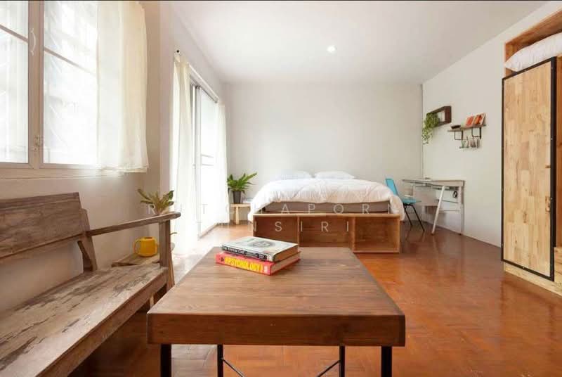 ทาวน์เฮ้าส์ให้เช่า – ใกล้สนามกอล์ฟลานนา เพียง 5 นาที ค่าเช่า 25,000 บาท / เดือน รหัสทรัพย์ : No.4H17, Chiang Mai, Chang Phuak, Muang Chiang Mai, Chiang Mai, 3 Bedrooms, 110 sqm, Townhouse For Rent, by Rutchaporn Tunsiri, 500151673 - DDproperty.com