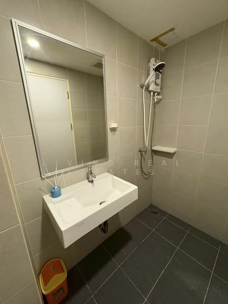 Lumpini Ville Ratburana–Riverview 2, Bangkok, Soi Ratburana 11, Bangpakok, Rat Burana, Bangkok, 1 Bedroom, 23 sqm, Condo For Sale, by Living Real Estates, 500151691 - DDproperty.com