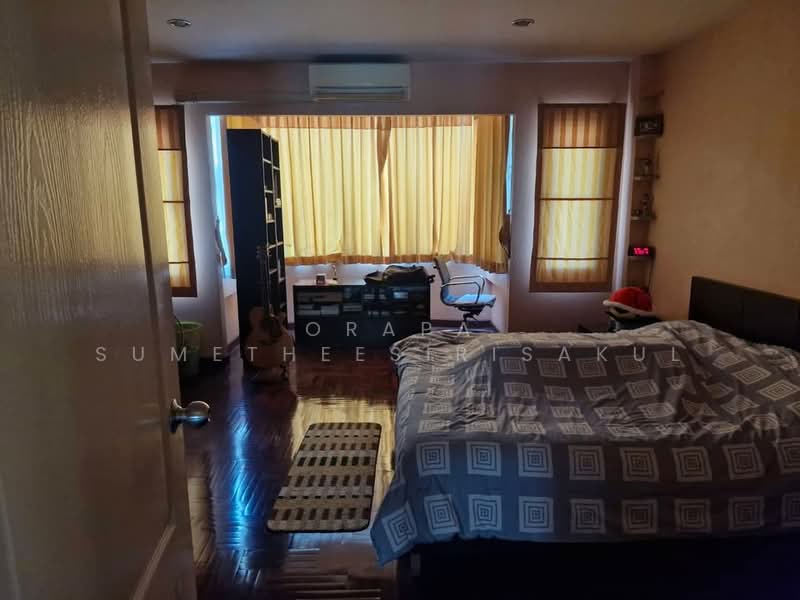 3-BR Townhouse, Bangkok, Samsen Nai, Phaya Thai, Bangkok, 3 Bedrooms, 204 sqm, Townhouse For Sale, by Orapa Sumetheesirisakul, 500151694 - DDproperty.com