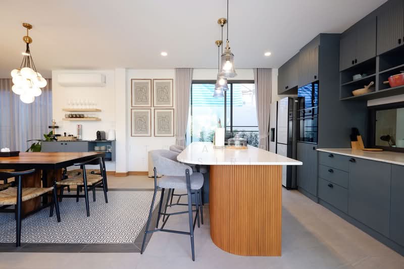 Pool Villa ให้เช่า – ใกล้เซ็นทรัลเฟสติวัล เพียง 10 นาที ค่าเช่า 200,000 บาท / เดือน รหัสทรัพย์ : No., Chiang Mai, San Phra Net, San Sai, Chiang Mai, 8 Bedrooms, 200 sqm, Single Detached House For Rent, by Rutchaporn Tunsiri, 500151701 - DDproperty.com