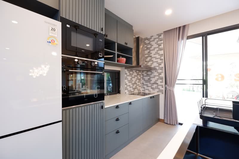 Pool Villa ให้เช่า – ใกล้เซ็นทรัลเฟสติวัล เพียง 10 นาที ค่าเช่า 200,000 บาท / เดือน รหัสทรัพย์ : No., เชียงใหม่, สันพระเนตร, สันทราย, เชียงใหม่, 200 ตร.ม., บ้านเดี่ยว ให้เช่า, โดย Rutchaporn Tunsiri, 500151701 - DDproperty.com