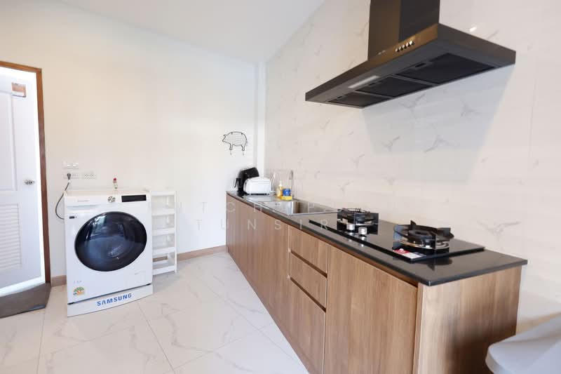 Pool Villa ให้เช่า – ใกล้เซ็นทรัลเฟสติวัล เพียง 10 นาที ค่าเช่า 200,000 บาท / เดือน รหัสทรัพย์ : No., เชียงใหม่, สันพระเนตร, สันทราย, เชียงใหม่, 200 ตร.ม., บ้านเดี่ยว ให้เช่า, โดย Rutchaporn Tunsiri, 500151701 - DDproperty.com