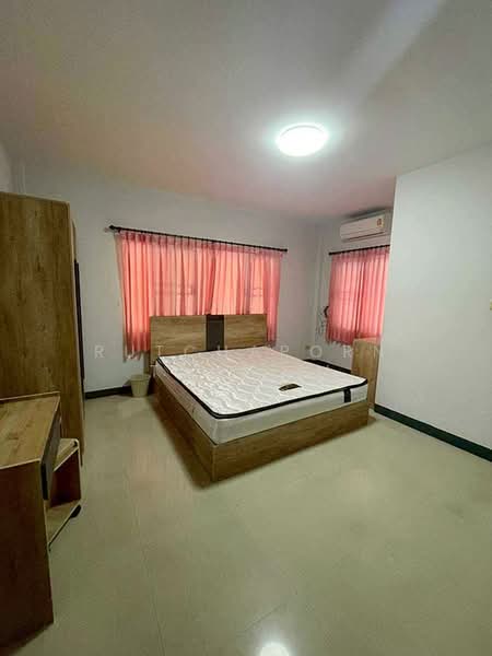 บ้านสวยในโครงการ ให้เช่า – ใกล้บิ๊กซีแม่เหียะ เพียง 5 นาที ค่าเช่า 15,000 บาท / เดือน รหัสทรัพย์ : N, เชียงใหม่, ป่าแดด, เมืองเชียงใหม่, เชียงใหม่, 110 ตร.ม., บ้านเดี่ยว ให้เช่า, โดย Rutchaporn Tunsiri, 500151710 - DDproperty.com