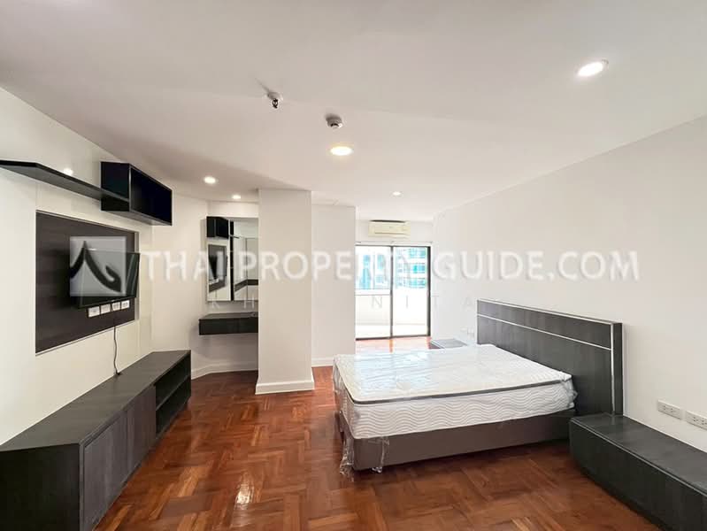 Fifty Fifth Tower, Bangkok, 84 Soi Sukhumvit 55, Sukhumvit Road, Khlong Tan Nua, Watthana, Bangkok, 3 Bedrooms, 223 sqm, Condo For Rent, by Khun Nita, 500151783 - DDproperty.com